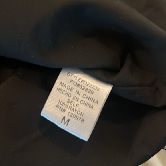 Entro Maui Floral Balloon Sleeve Tiered Midi Dress, size M - Picture 11 of 12